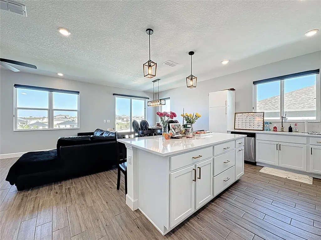 1404 Geranium Drive Mascotte FL 34753