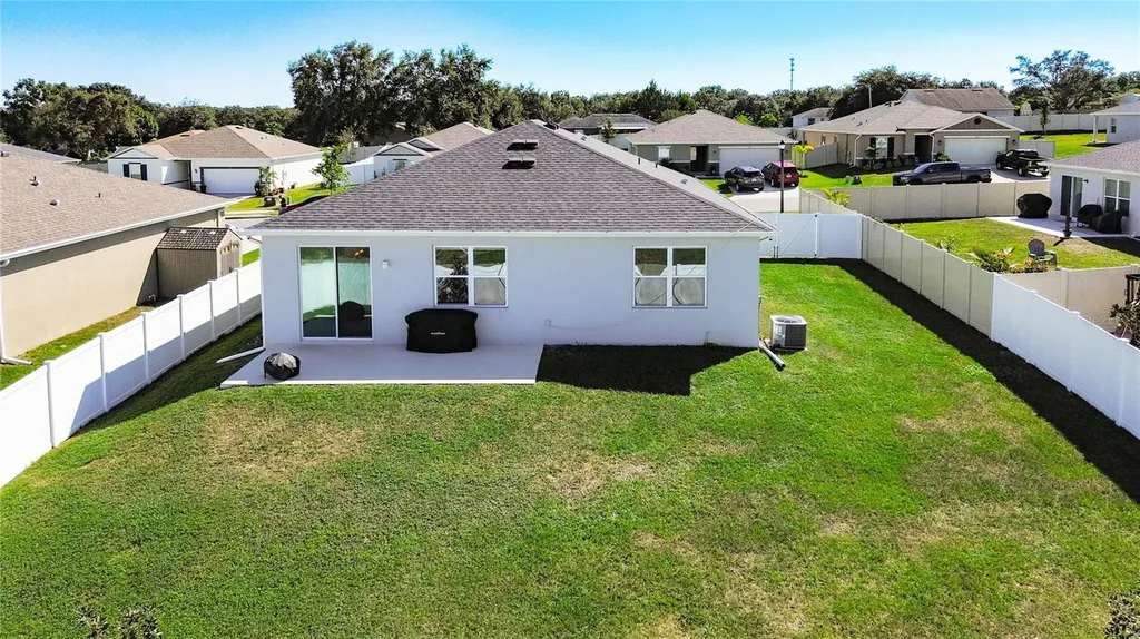 1404 Geranium Drive Mascotte FL 34753