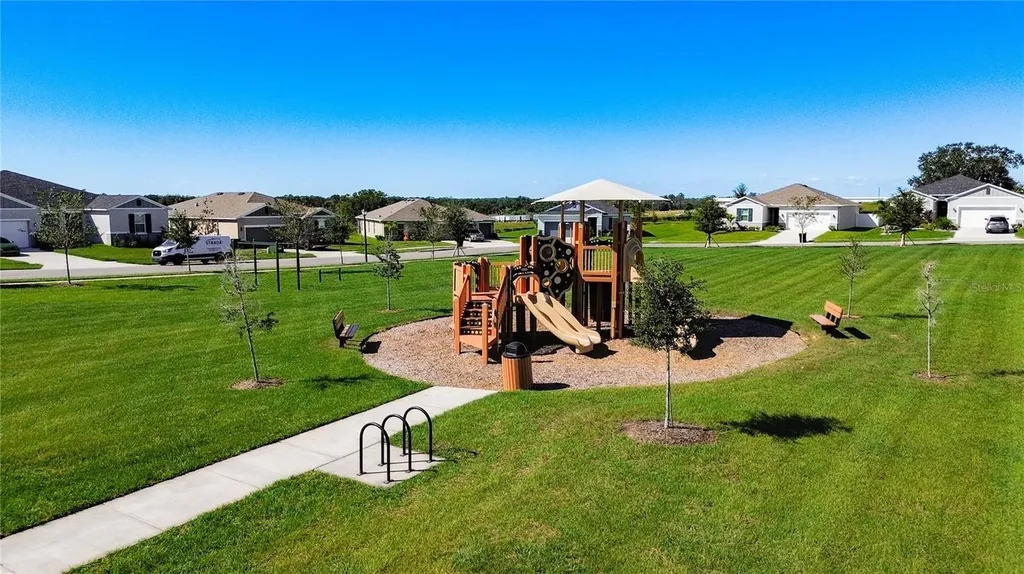 1404 Geranium Drive Mascotte FL 34753