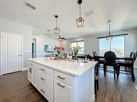 1404 Geranium Drive Mascotte FL 34753