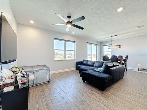 1404 Geranium Drive Mascotte FL 34753