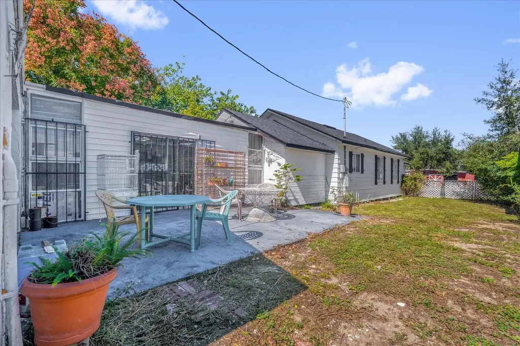 312 E Main Street Dundee FL 33838