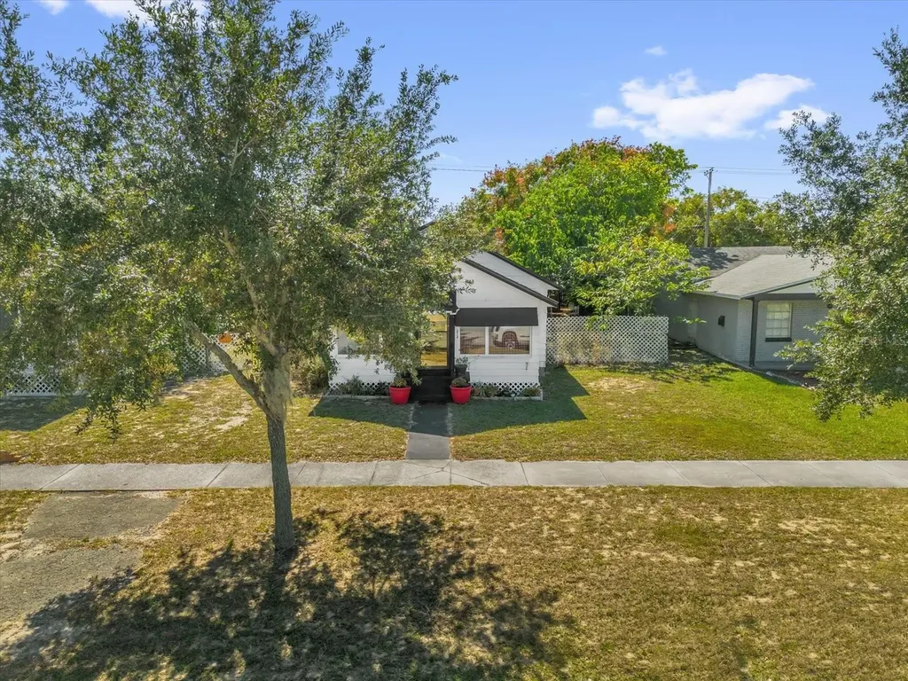 312 E Main Street Dundee FL 33838