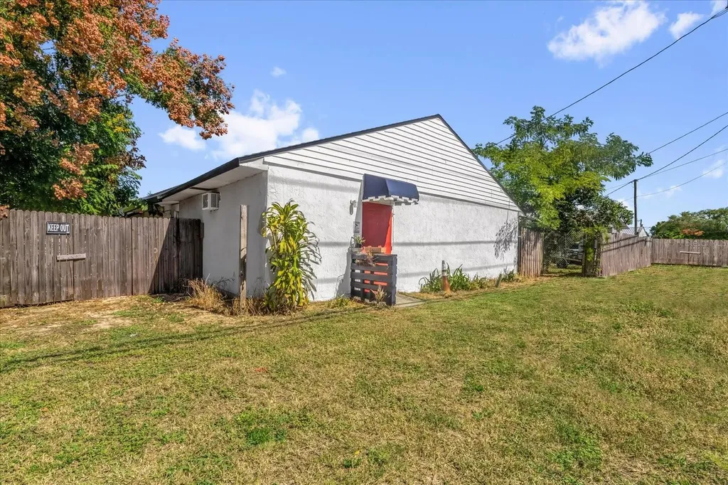 312 E Main Street Dundee FL 33838