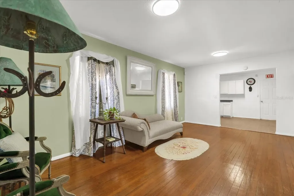 312 E Main Street Dundee FL 33838