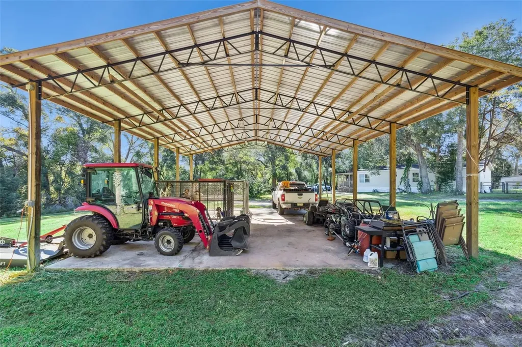 28405 SE 175th Street Umatilla FL 32784