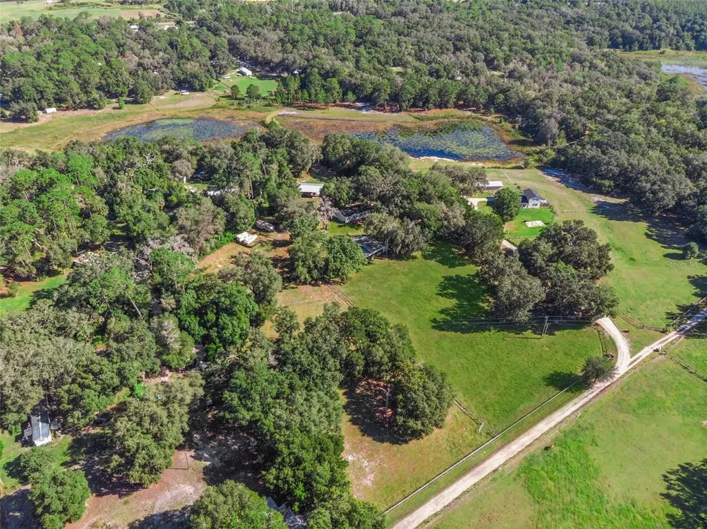 28405 SE 175th Street Umatilla FL 32784
