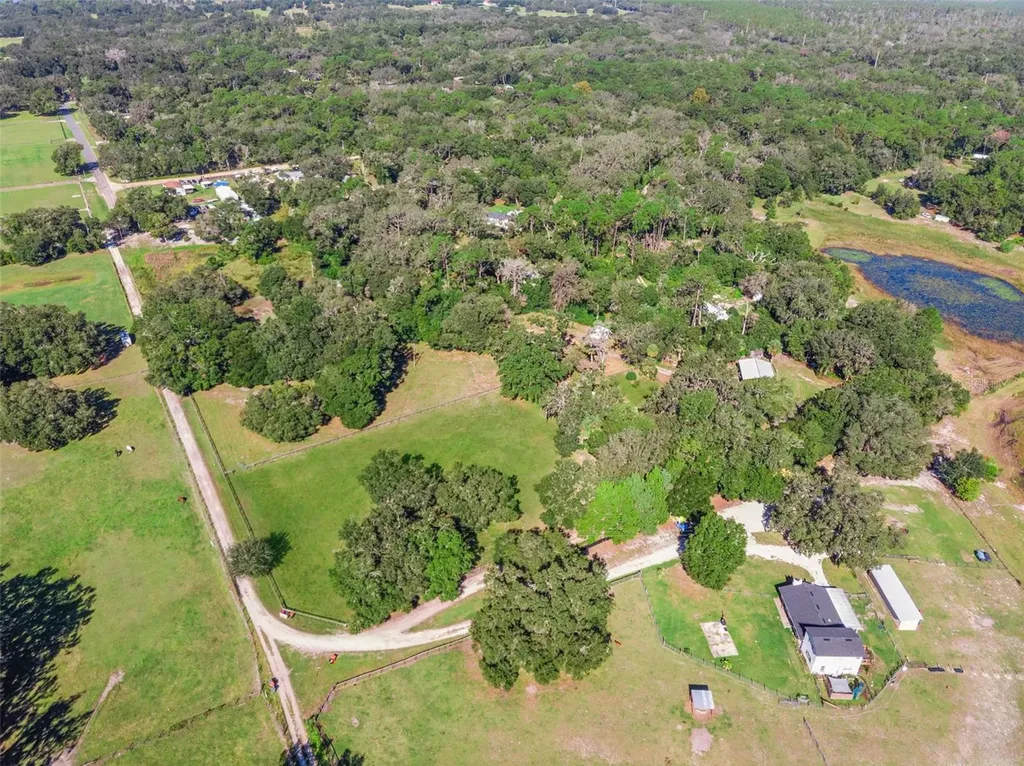 28405 SE 175th Street Umatilla FL 32784
