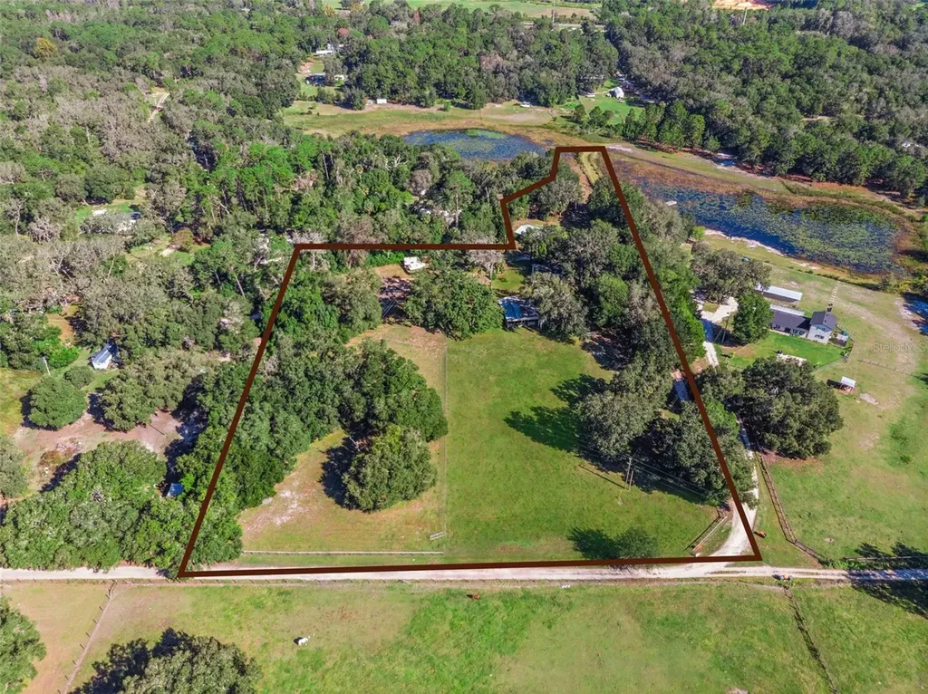 28405 SE 175th Street Umatilla FL 32784