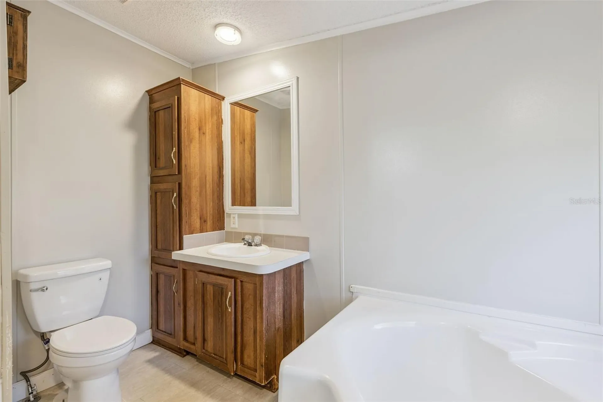 28405 SE 175th Street Umatilla FL 32784