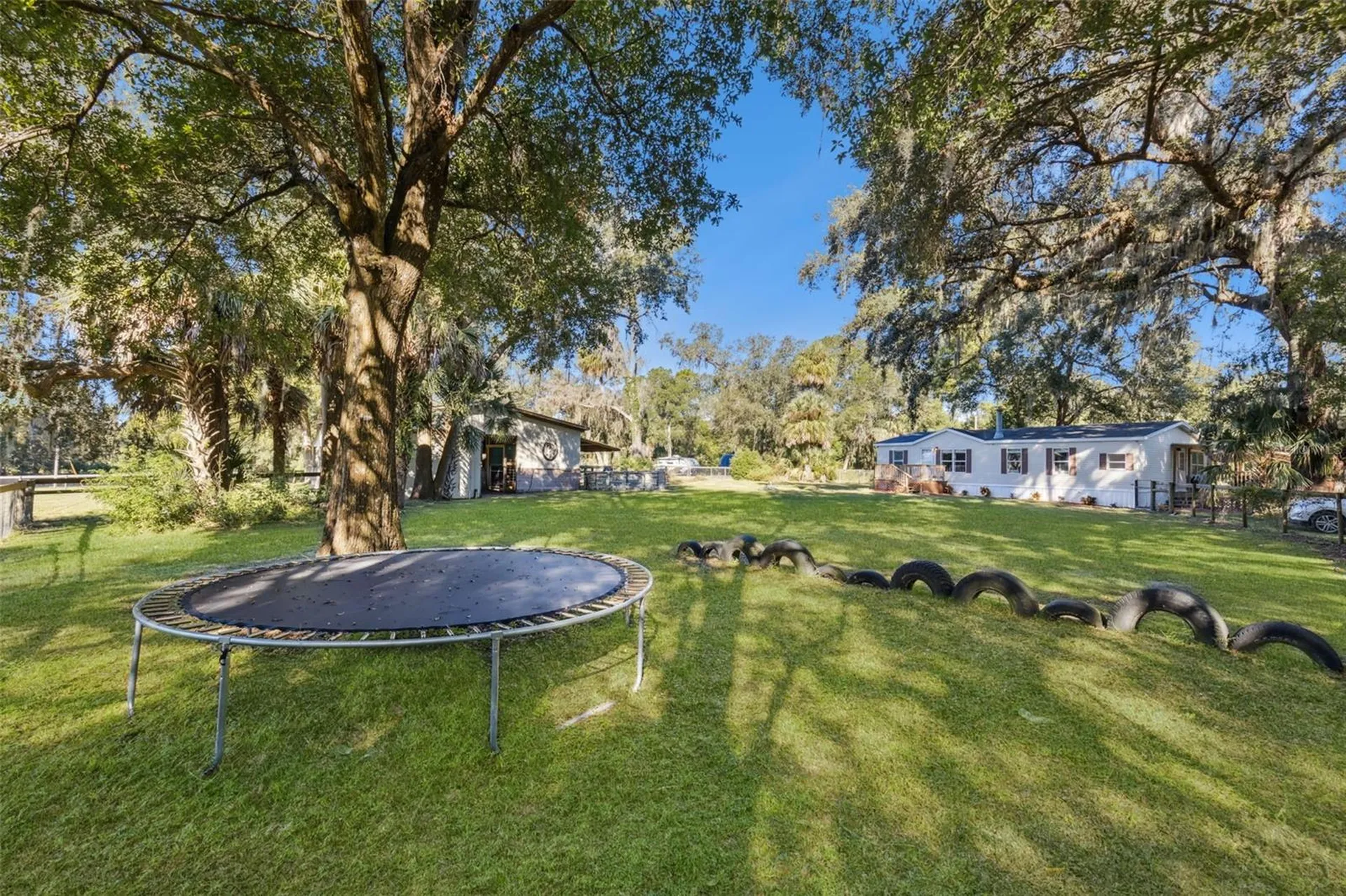 28405 SE 175th Street Umatilla FL 32784