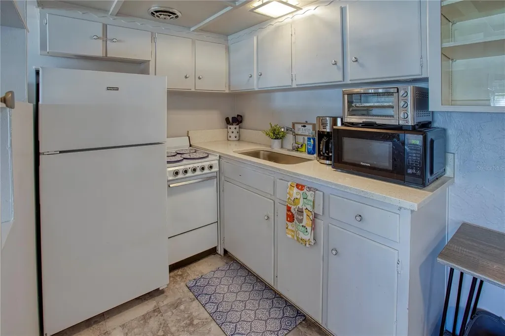 4001 58th Street N Kenneth City FL 33709