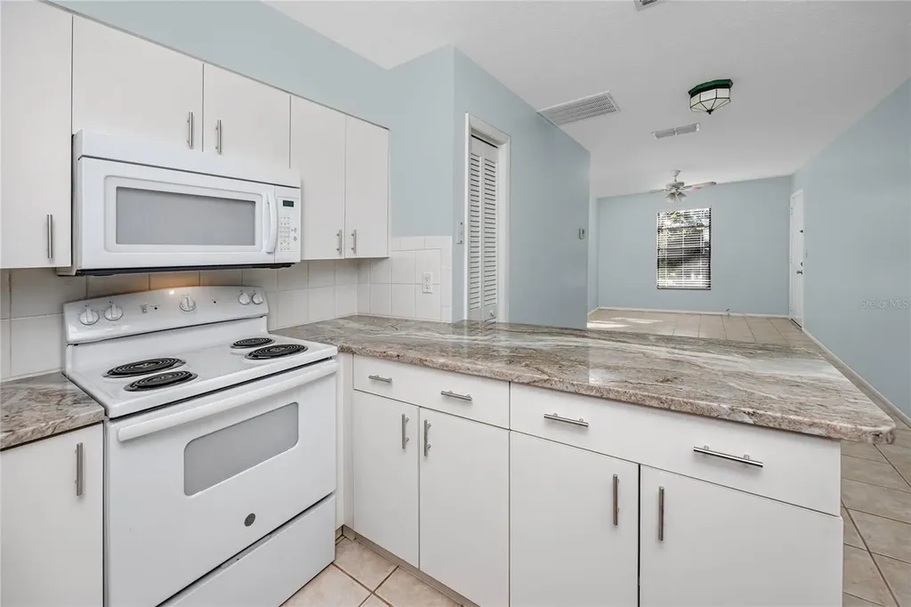 1303 S Moody Avenue Tampa FL 33629