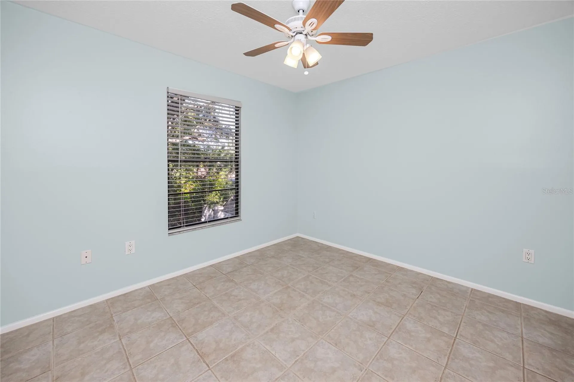 1303 S Moody Avenue Tampa FL 33629