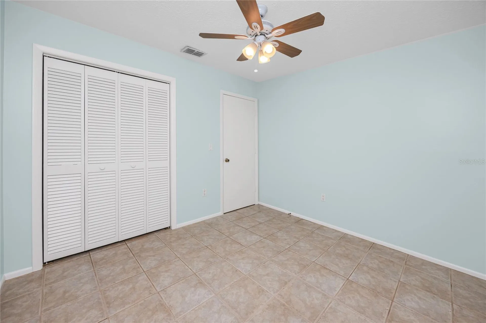 1303 S Moody Avenue Tampa FL 33629