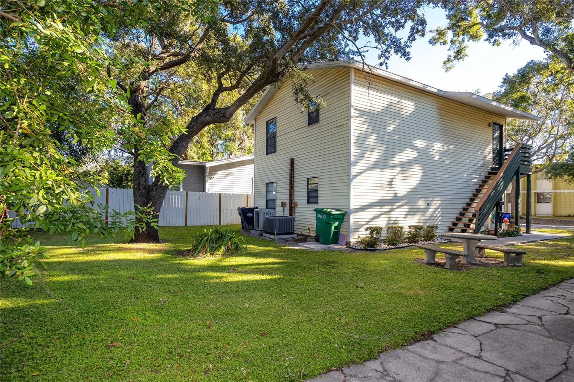 1303 S Moody Avenue Tampa FL 33629