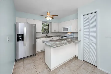1303 S Moody Avenue Tampa FL 33629