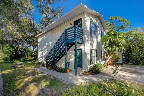 1303 S Moody Avenue Tampa FL 33629
