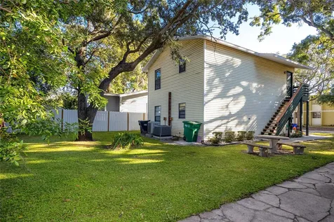 1303 S Moody Avenue Tampa FL 33629