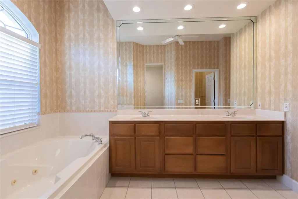 2243 SE Laurel Run Drive Ocala FL 34471