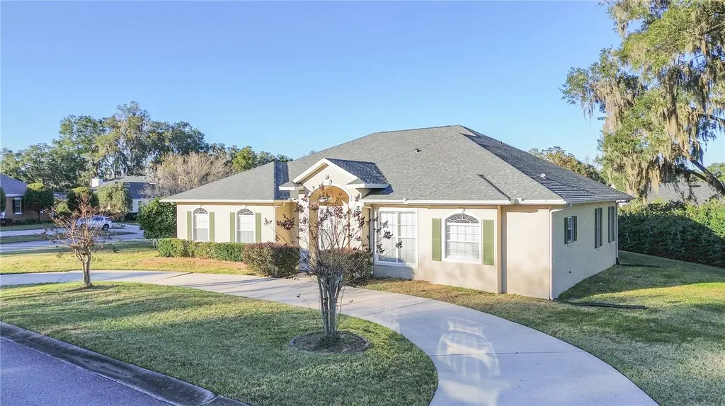2243 SE Laurel Run Drive Ocala FL 34471