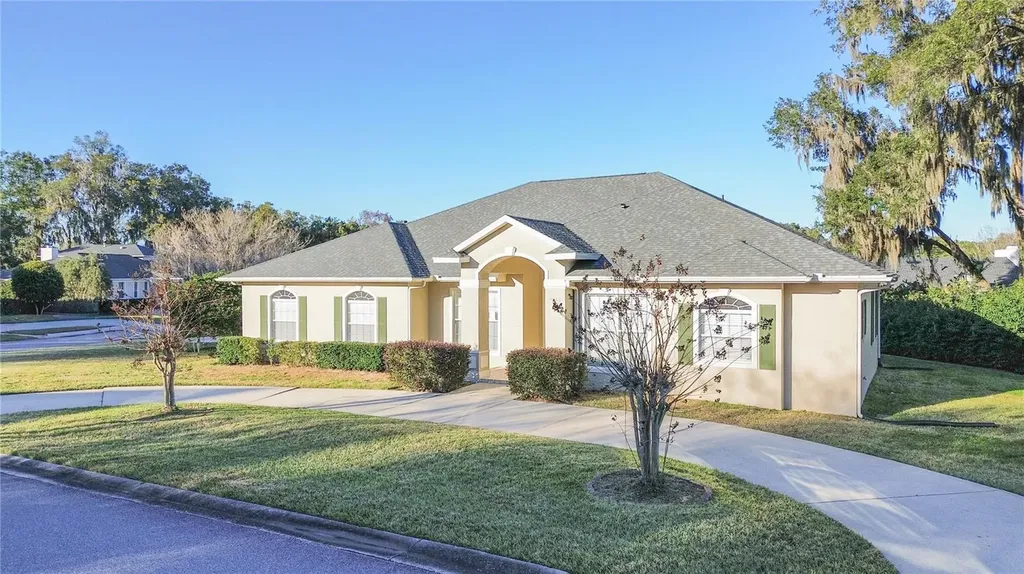 2243 SE Laurel Run Drive Ocala FL 34471