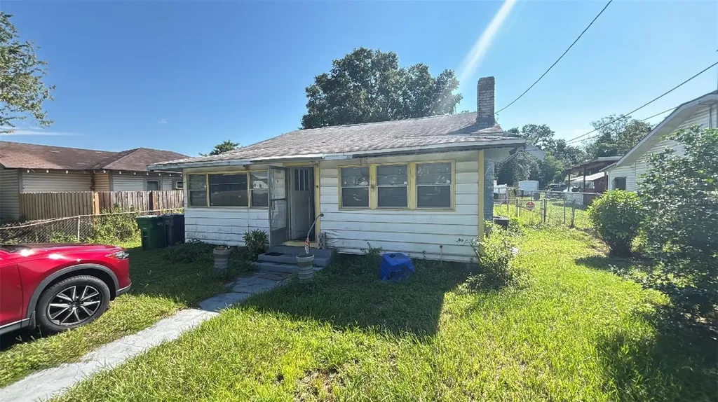 2303 N 47th Street Tampa FL 33605