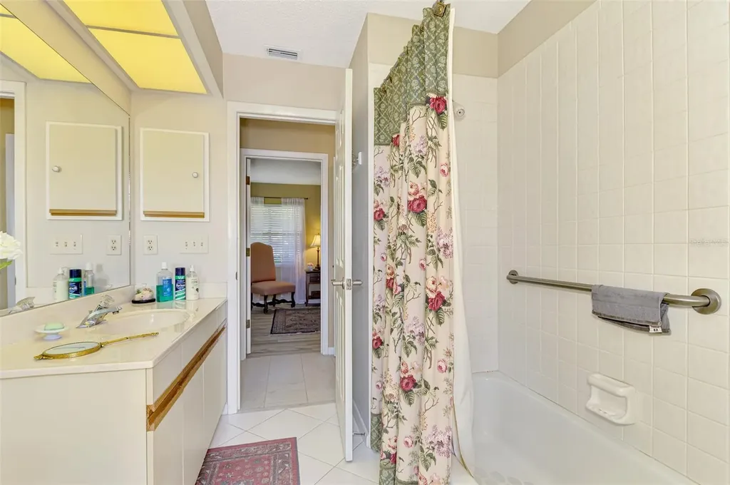 3168 E Village Drive Venice FL 34293