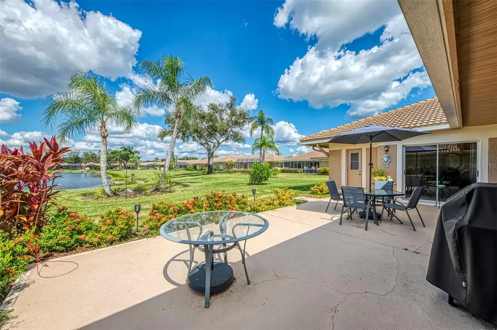 3168 E Village Drive Venice FL 34293