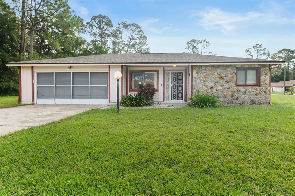 2 Bracken Lane Palm Coast FL 32137