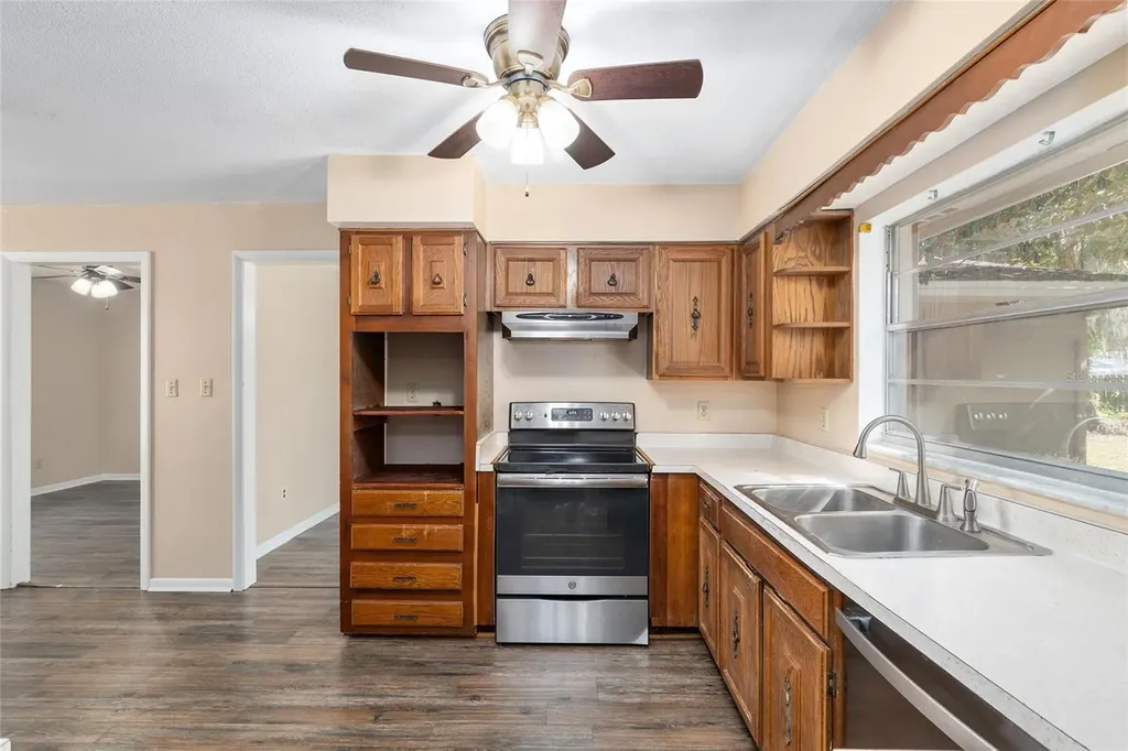 10819 NW 39th Avenue Gainesville FL 32606