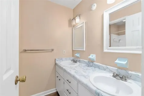 10819 NW 39th Avenue Gainesville FL 32606