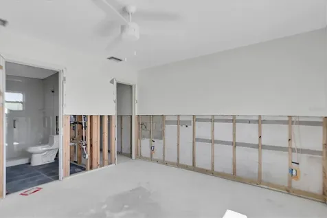 4811 Del Rio Way S Gulfport FL 33711