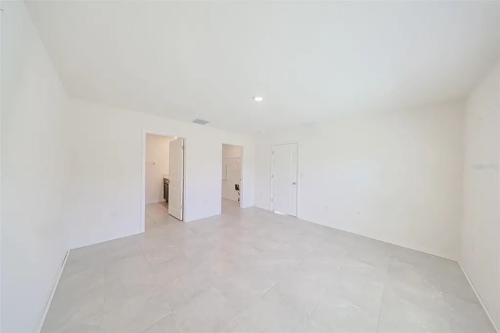 12136 Lily Magnolia Lane Riverview FL 33569