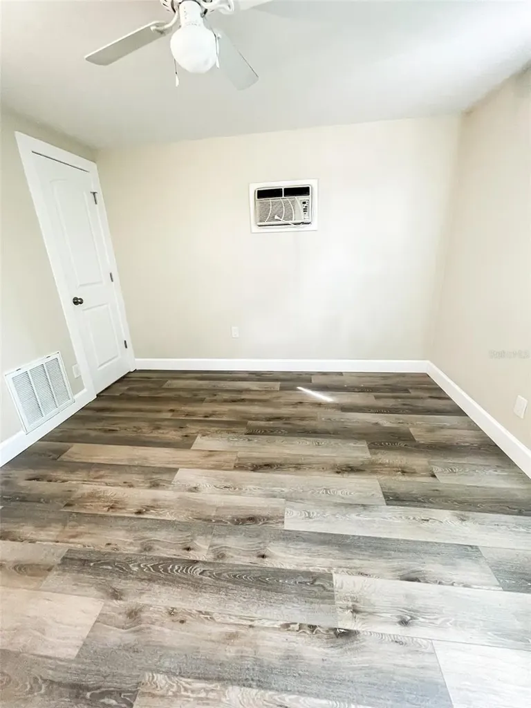 10491 117th Drive Largo FL 33773