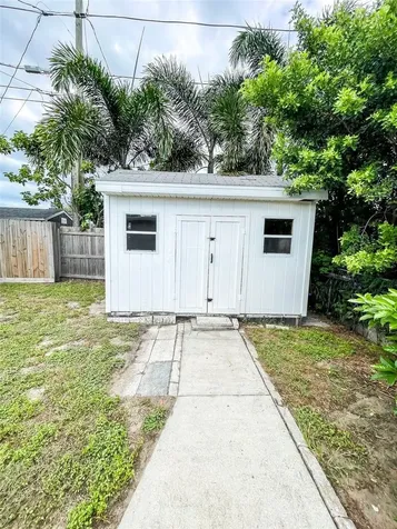 10491 117th Drive Largo FL 33773