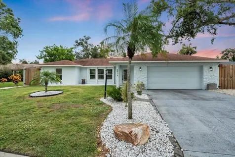 8419 Sylvan Woods Drive Sarasota FL 34243