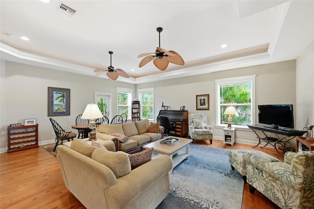 7002 Marina Drive Holmes Beach FL 34217