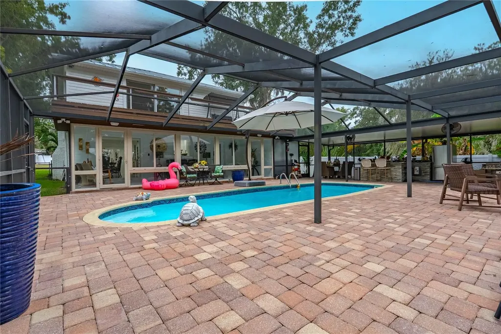 8020 Sharon Drive Tampa FL 33617