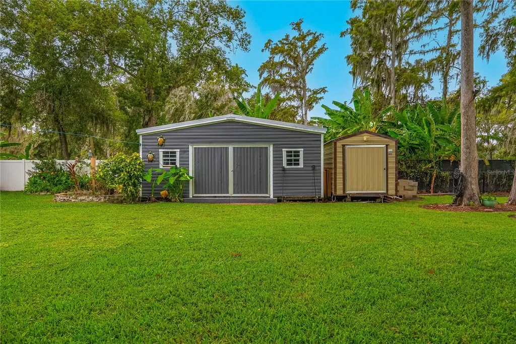8020 Sharon Drive Tampa FL 33617