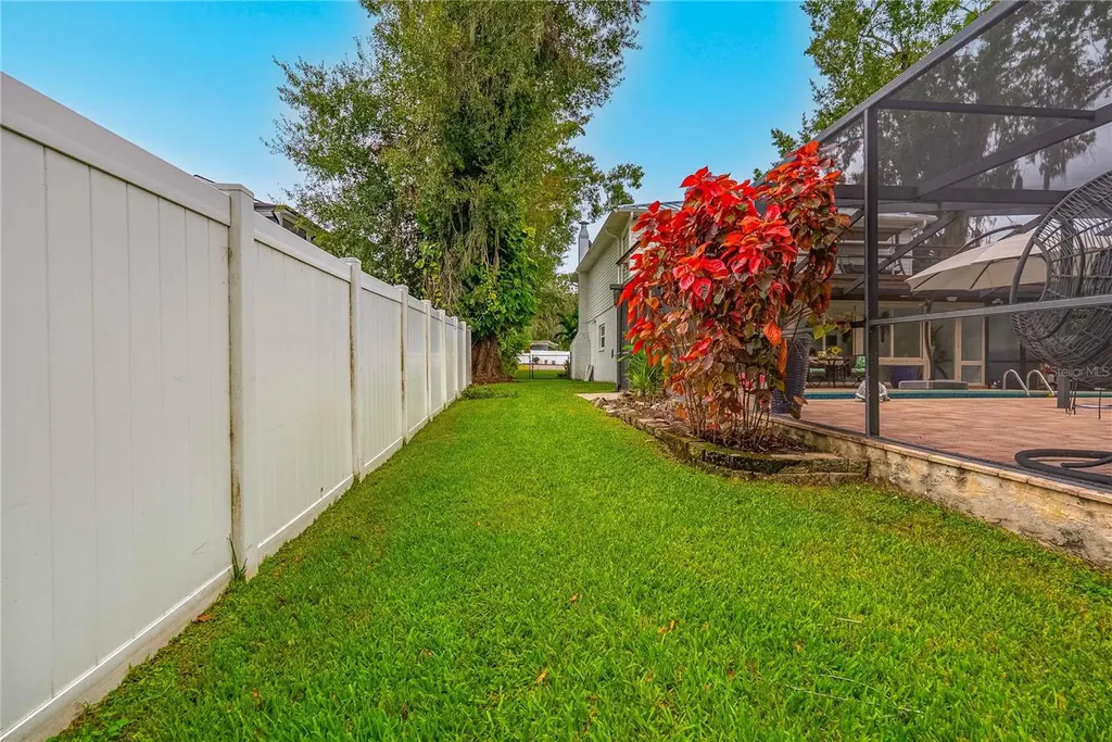 8020 Sharon Drive Tampa FL 33617