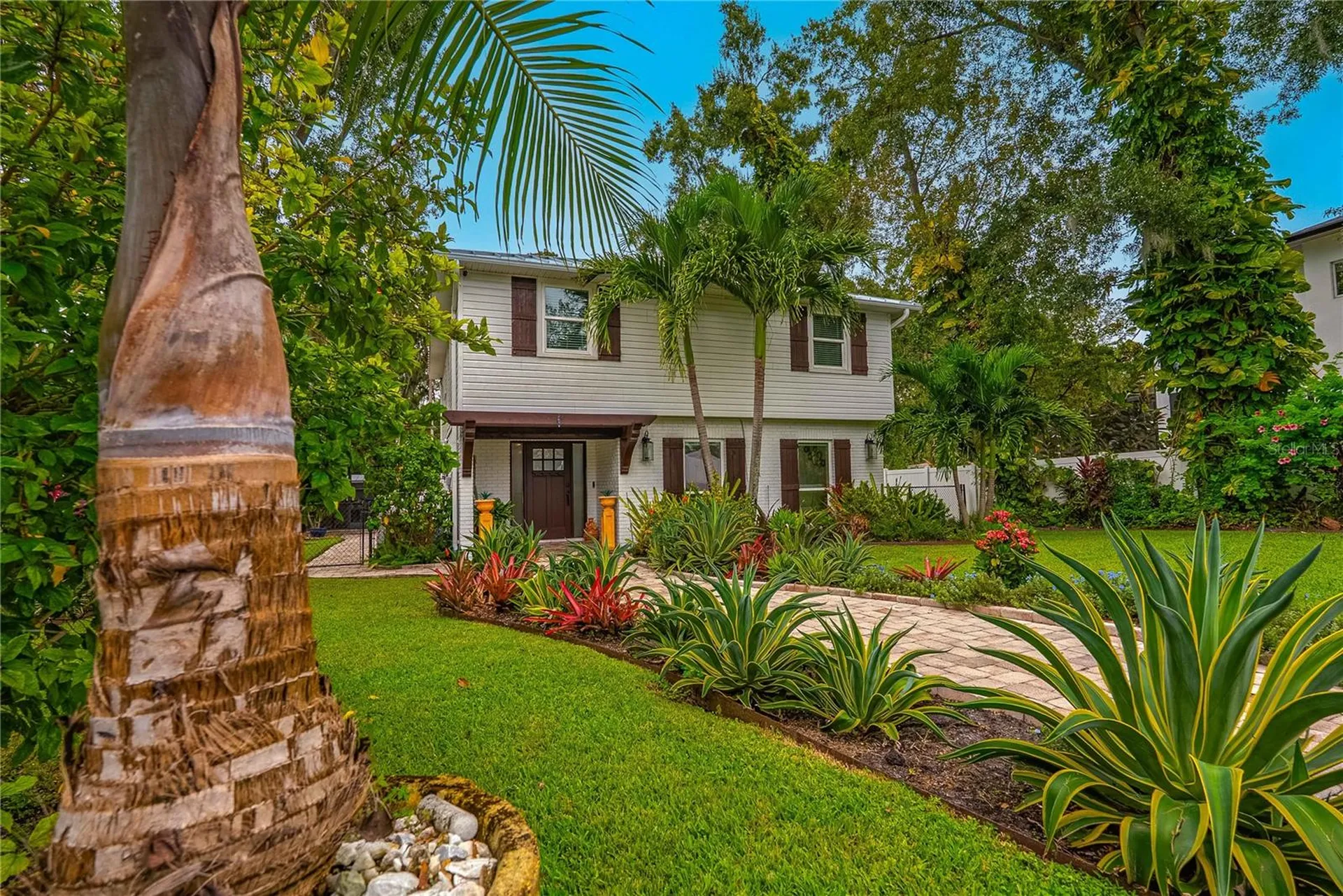 8020 Sharon Drive Tampa FL 33617