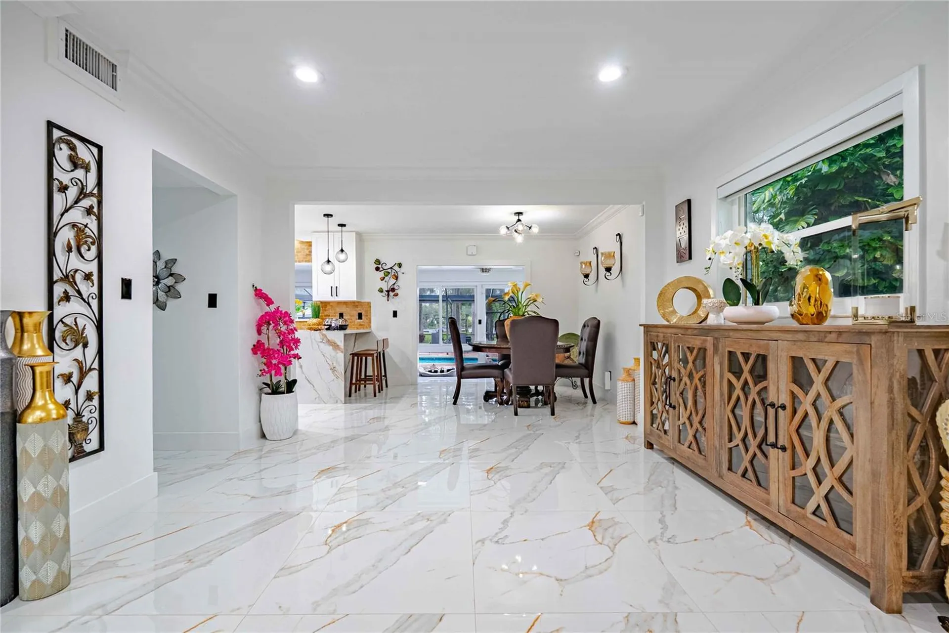 8020 Sharon Drive Tampa FL 33617