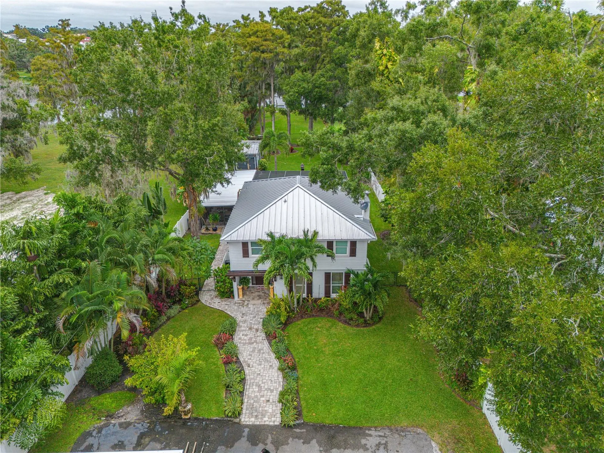 8020 Sharon Drive Tampa FL 33617