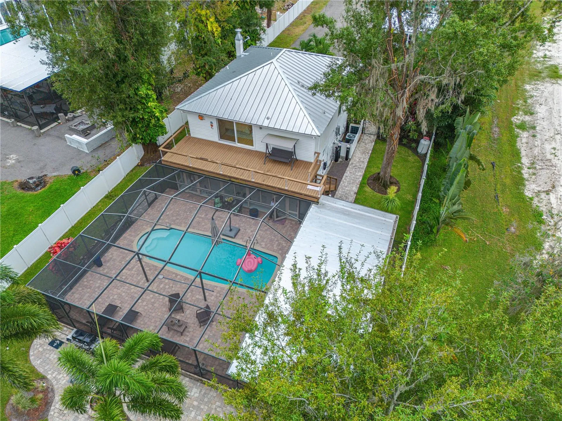 8020 Sharon Drive Tampa FL 33617