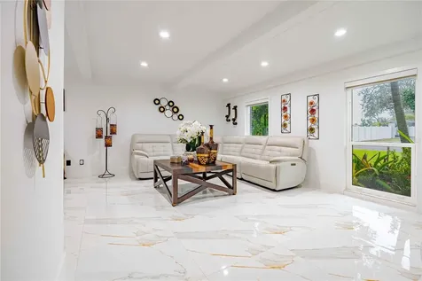 8020 Sharon Drive Tampa FL 33617