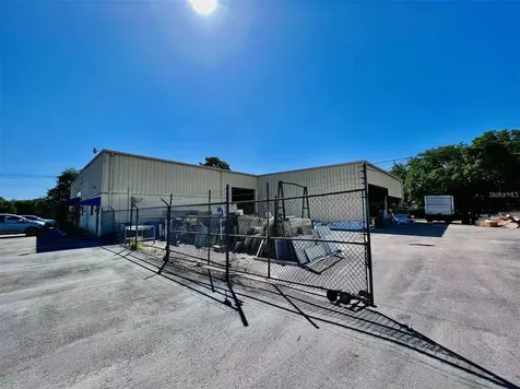 2398 63rd Avenue E Bradenton FL 34203