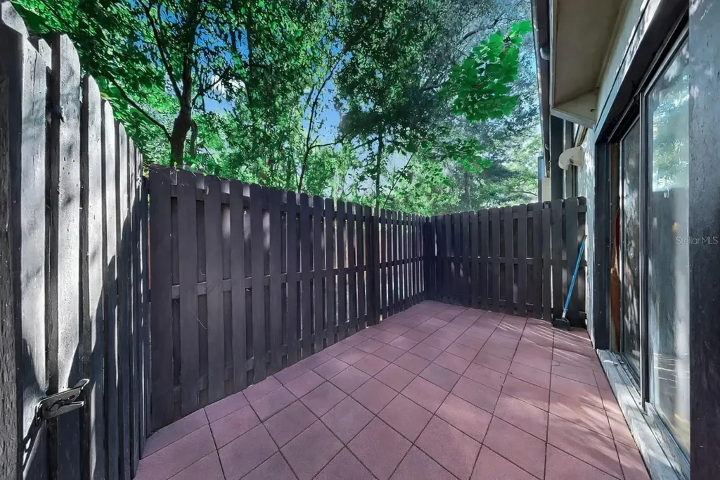 4036 Angel Oak Court Tampa FL 33613