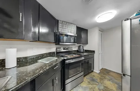 4036 Angel Oak Court Tampa FL 33613