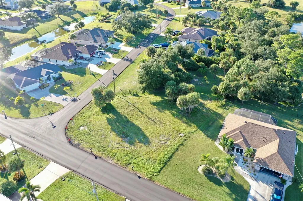 2 Sportsman Way Rotonda West FL 33947